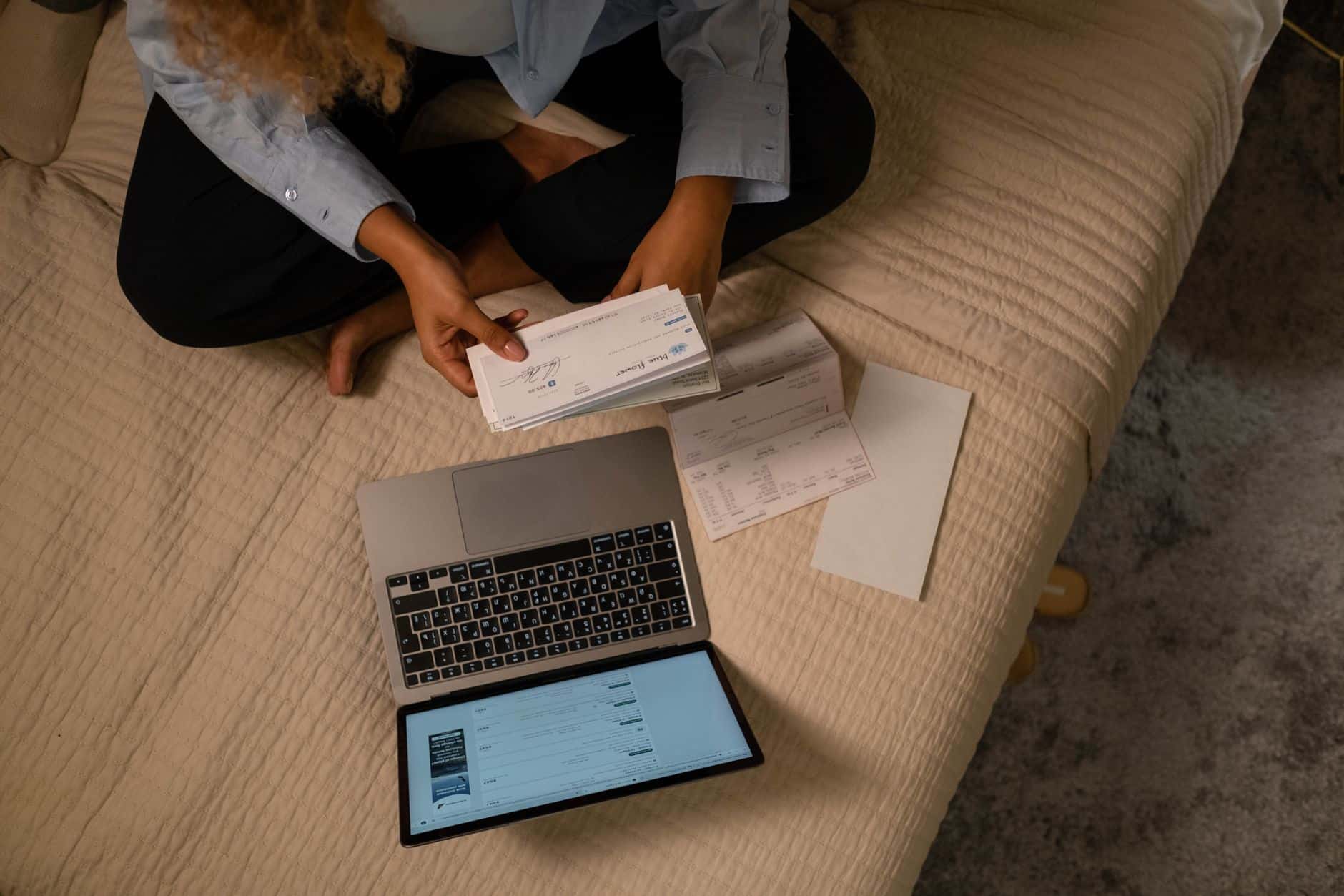 The 2026 Guide to Checking Your Tax Refund Status for 1099 Workers