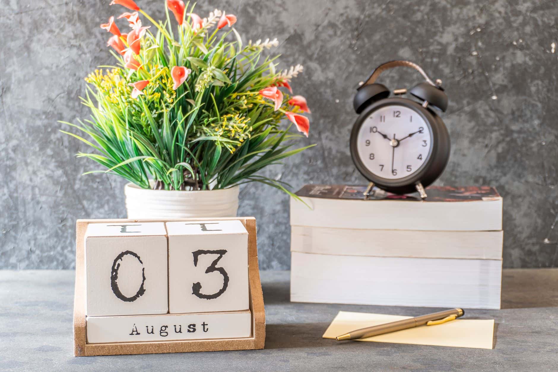 The 2026 Independent Tax Filing Reality: Why the IRS Won't Copy International Deadline Extensions