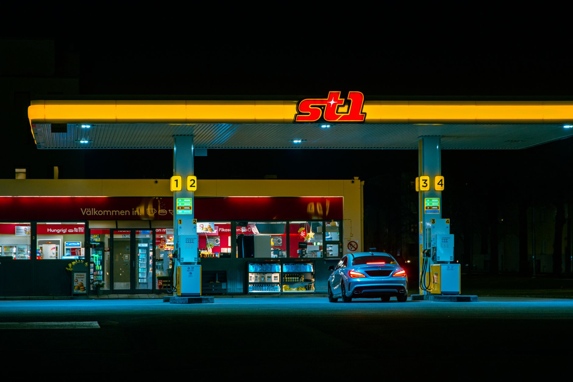 Global Fuel Spikes and Your Q1 Strategy: How to File Past Due 1099 Taxes