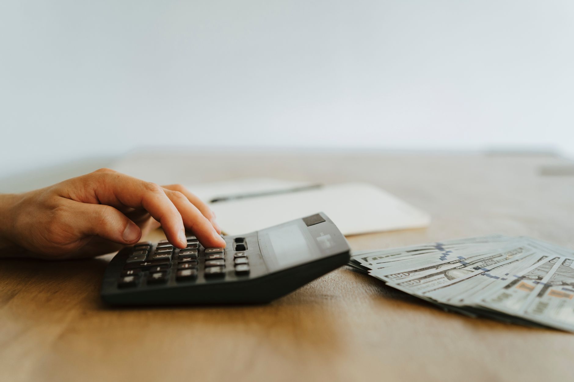 Tax Filing Secrets: How Gig Workers and Truckers Actually Save 57% in 2026