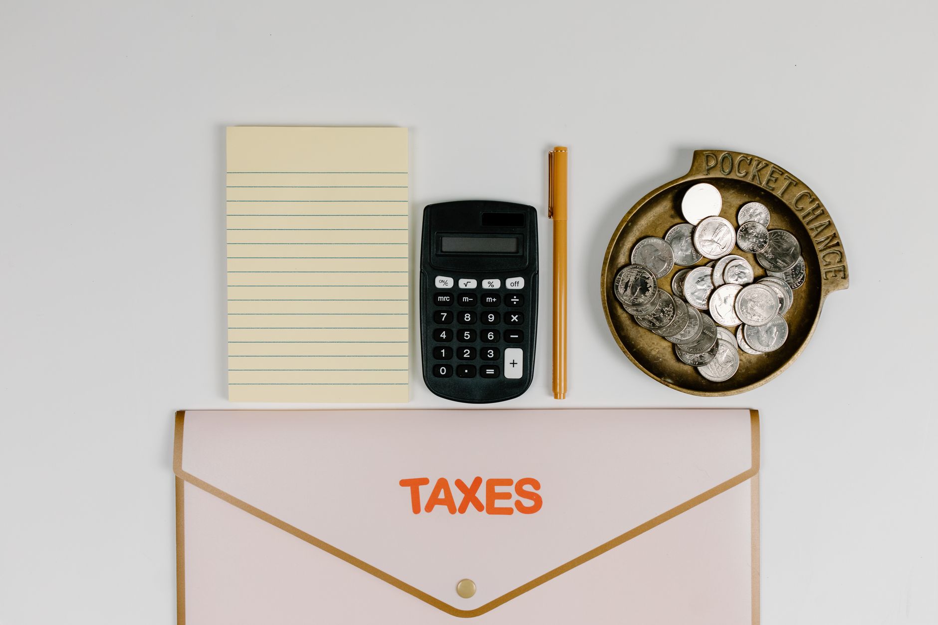 The 2026 Tax Filing Crisis: How IRS Cuts and the $2,000 1099 Trap Impact Gig Workers