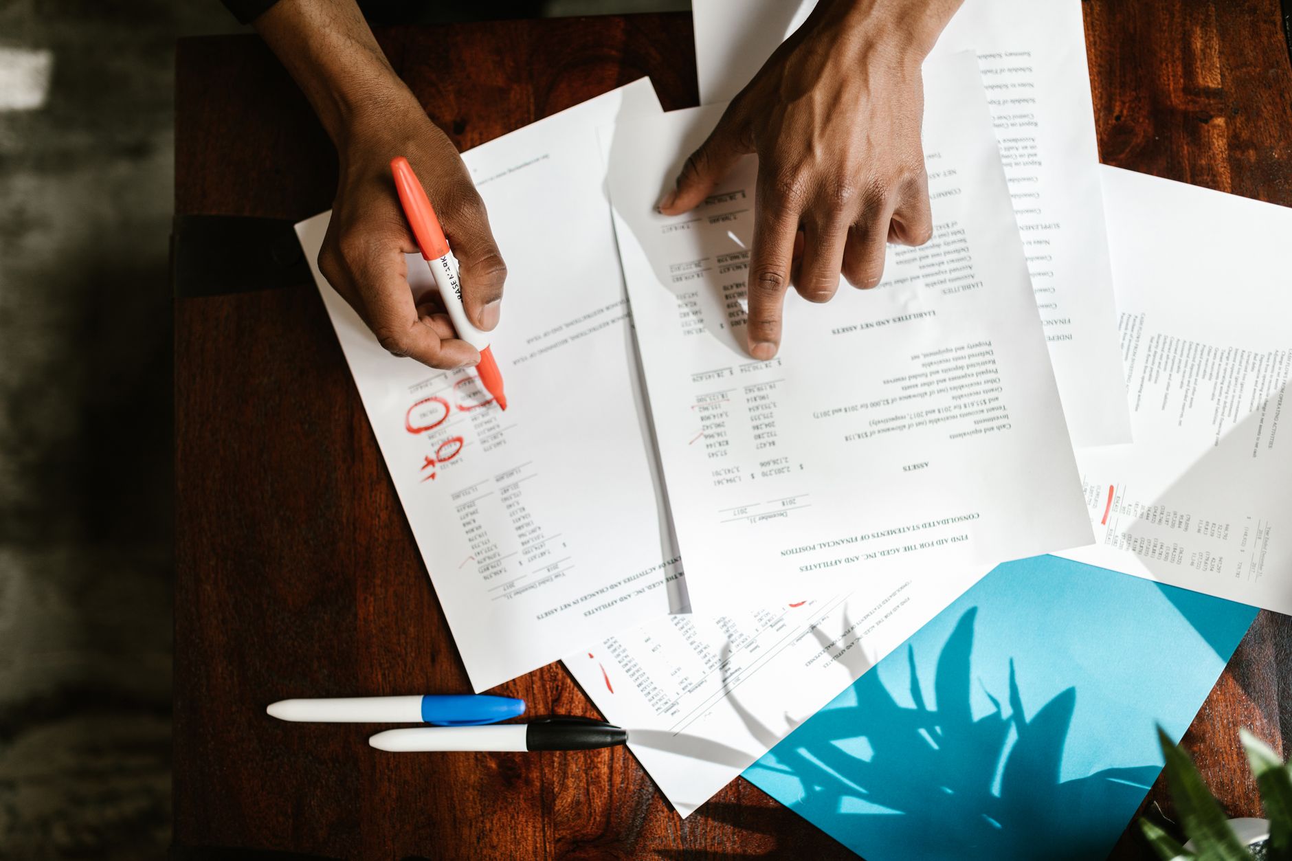 The April 2026 tax filing warning: Why independent contractors are getting blindsided