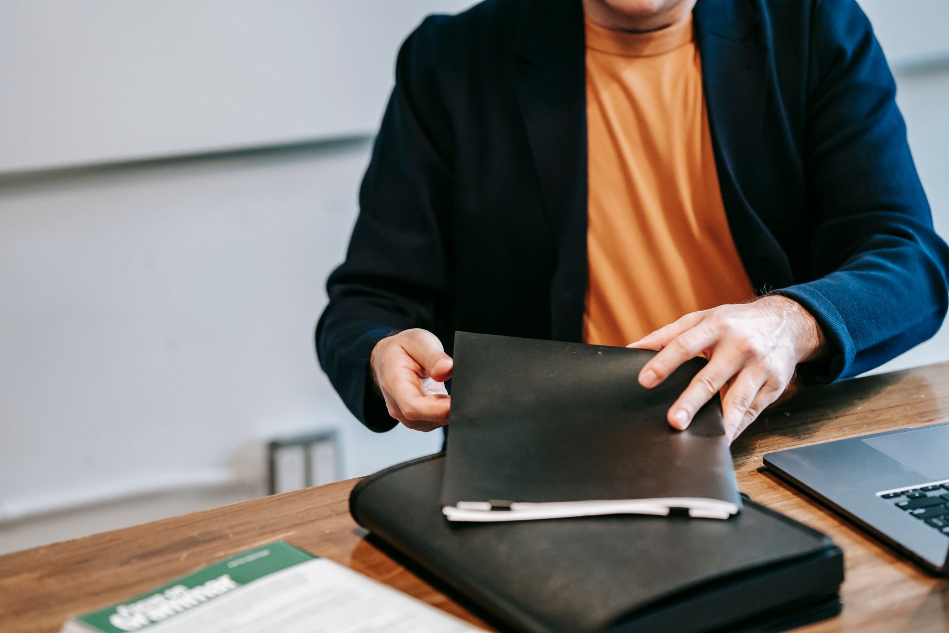 What Does a Registered Agent Do for an LLC? 2026 Compliance Guide